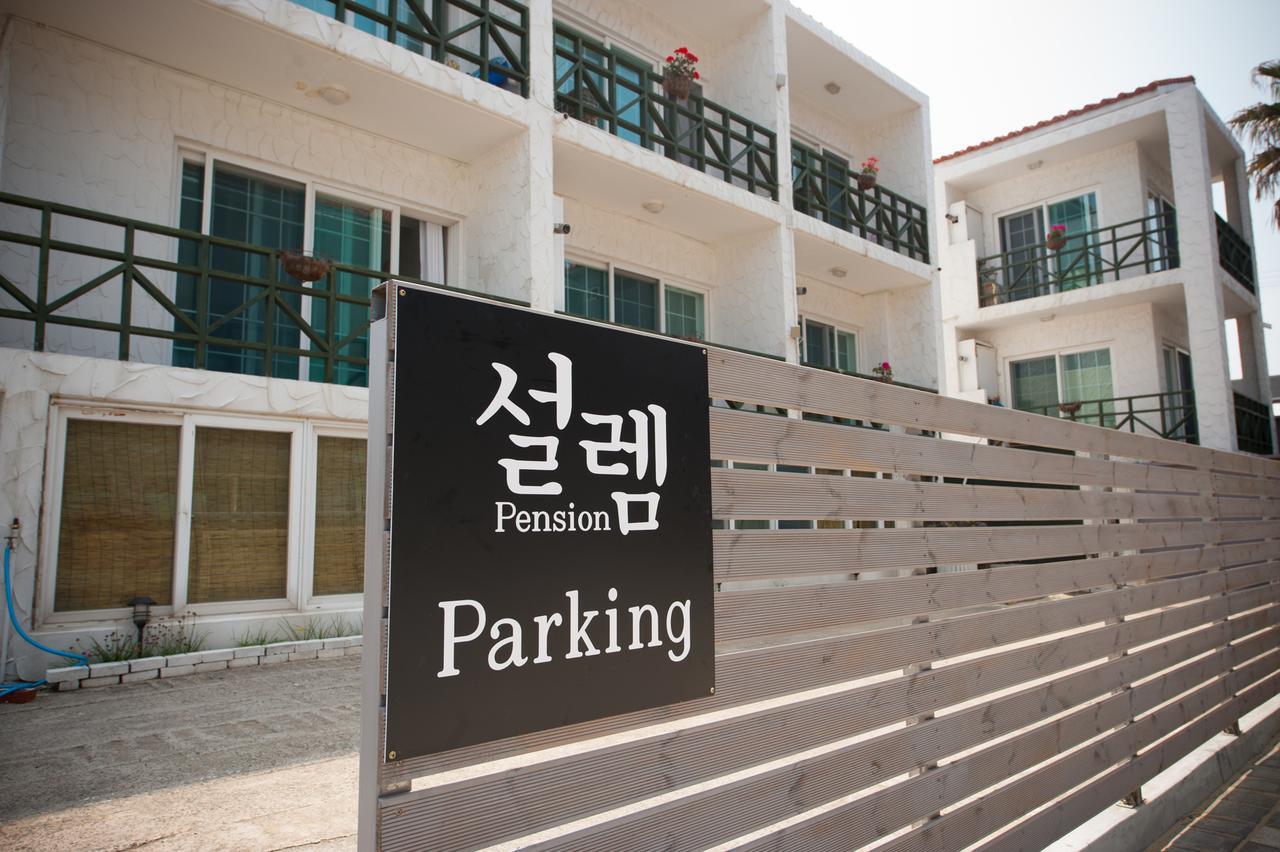 Jeju Sullem Pension Exterior photo