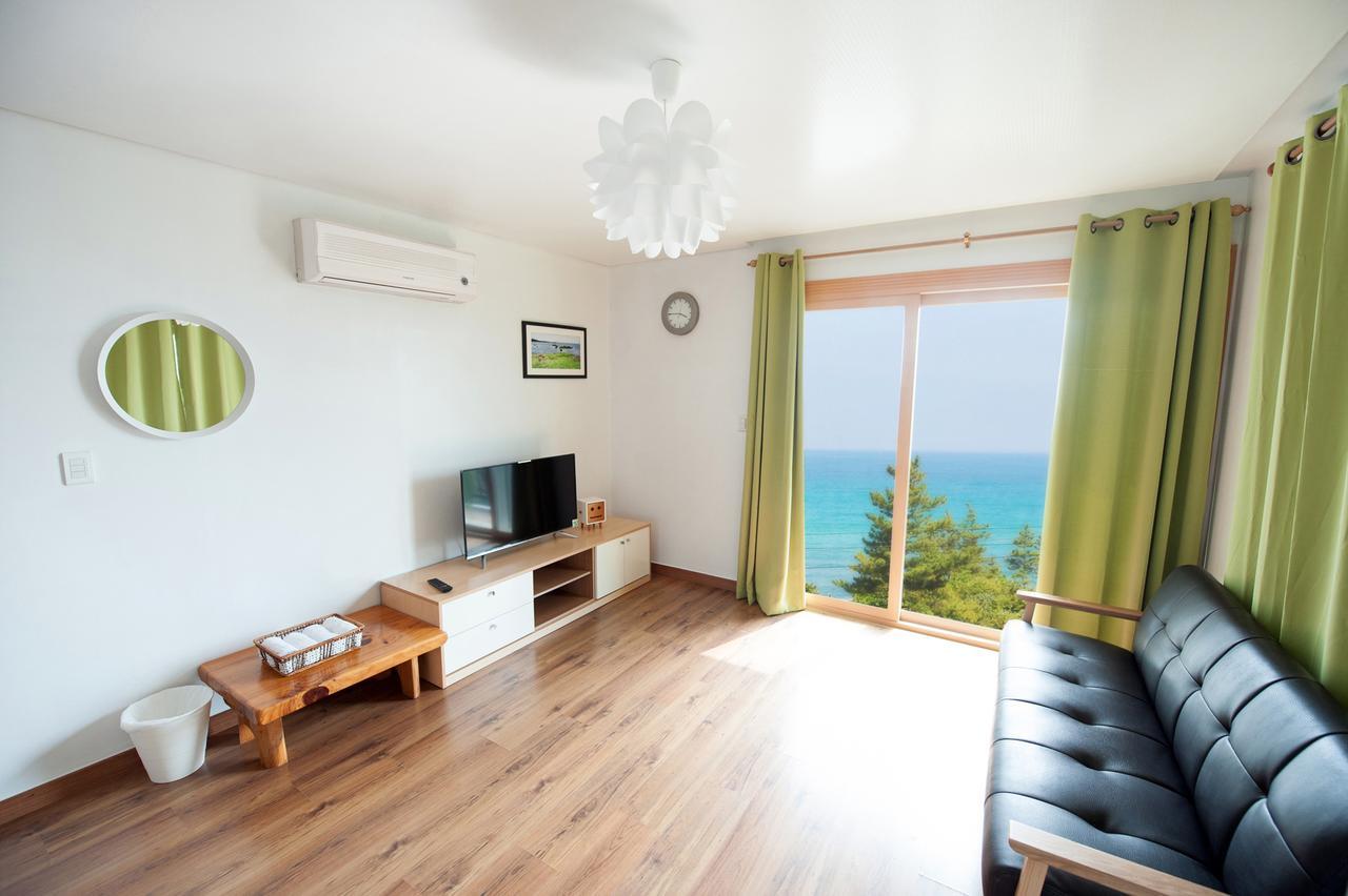 Jeju Sullem Pension Exterior photo
